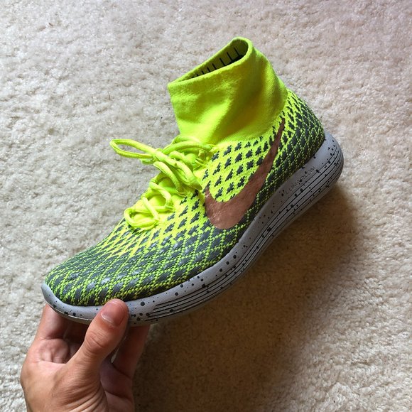 nike lunarepic flyknit shield